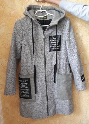 Сіре пальто для дівчинки1 фото