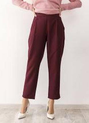 Бордові штани в дрібну крапочку