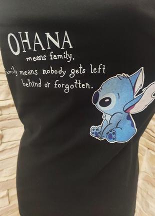 Чёрная классическая майка с принтом ohana стич gildan2 фото