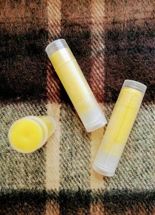 Медовый бальзам для губ с лавандовым маслом и витамином е5 фото