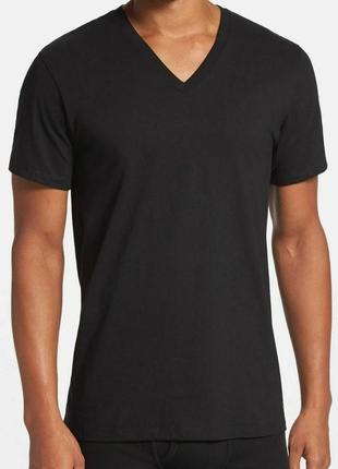 Чорна базова футболка calvin klein