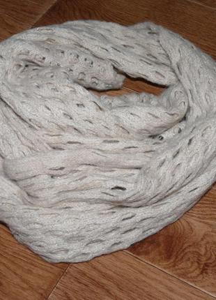 Гарний ажурний шарф