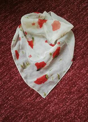 Ніжний шифоновий хусточка