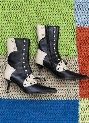 Яскраві комбіновані ботильйони шкіра повністю, шнурок можна зняти