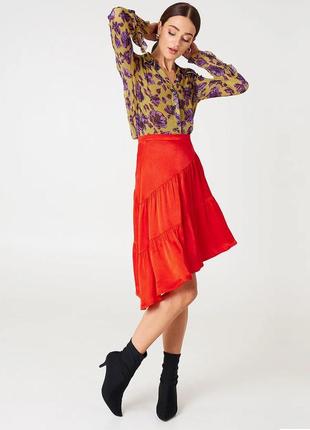 Распродажа! яркая асимметричная атласная юбка миди от na-kd новая юбочка (бирка)4 фото