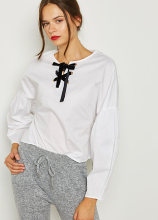 Блузка з запахом і v-подібним вирізом mango