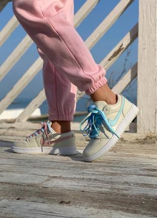 Кросівки жіночі nike