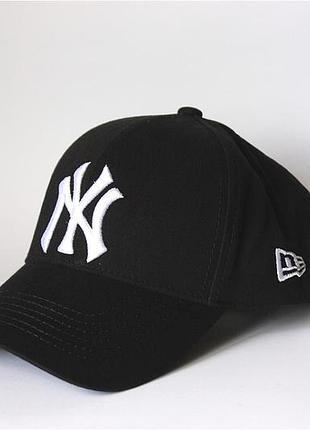 Бейсболка чоловіча