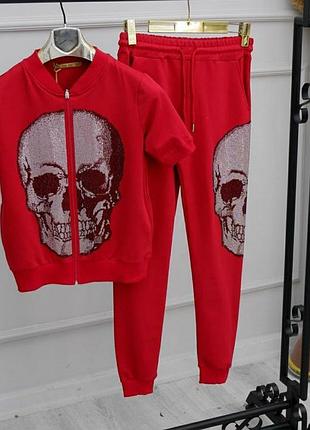 Стильные яркие летние костюмы,самые хитовые расцветки, размер м.