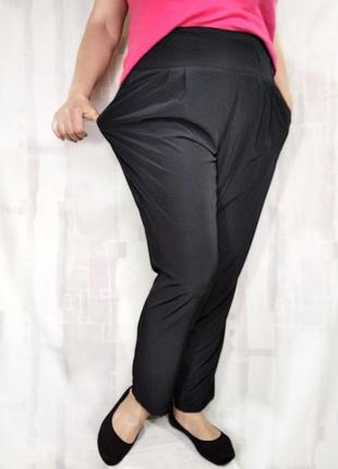 Шелковые брюки с широким поясом и карманами2 фото