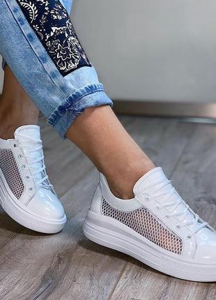 Круті легкі білосніжні літні кеди з сіткою