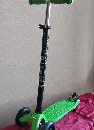 Самокат maxi micro