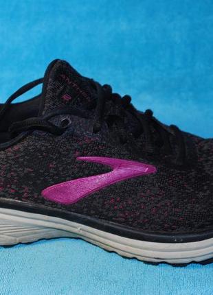 Brooks кроссовки 40 размер