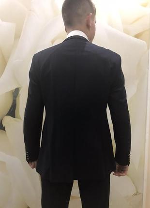 Костюм випускний