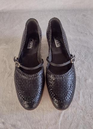 Туфли от vera cuio (италия) кожа 36 размер.3 фото
