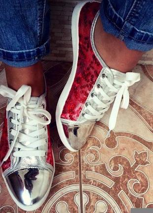 Женские яркие лоферы,36,37,38,39 размеры