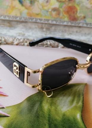 Топовые брендовые солнцезащитные женские очки с пирсингом gm хит 20211 фото
