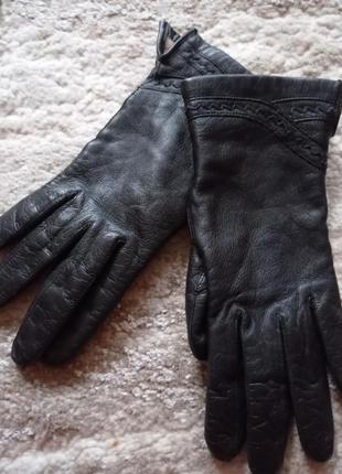 Кожаные перчатки на шерстяной подкладки1 фото