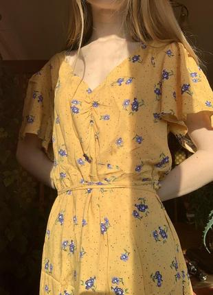 Нове трендове плаття в квітковий принт primark1 фото