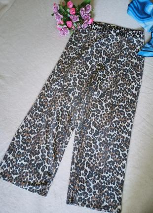 Брюки колюты,палаццо в леопардовый принт,46-50разм.,prettylittlething.