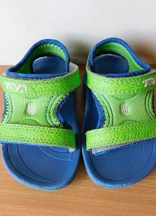 Босоніжки teva 20,5 р. устілка 14 см