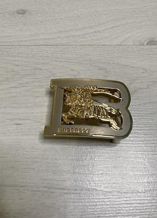 Пряжка burberry
