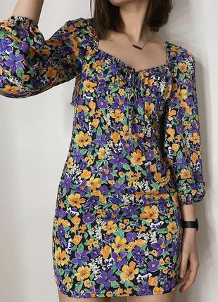Короткое шифоновое платье stradivarius в цветочный принт4 фото