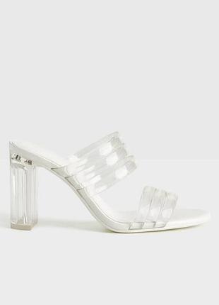 Фірмові прозорі босоніжки, шльопанці bershka, вініл, іспанія