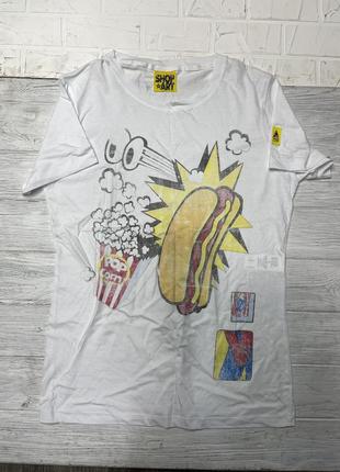 Яркая белая футболка shop art made in italy