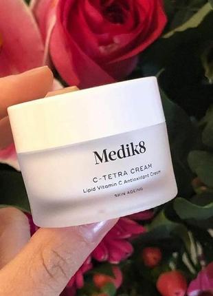 C-tetra cream medik8