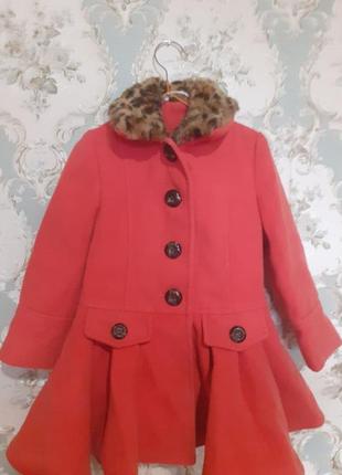 Пальто персикового цвета 3