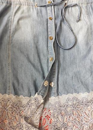 Платье джинсовое с кружевом7 фото
