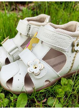 Сандалии для девочек с удлиненным задником 21 размер