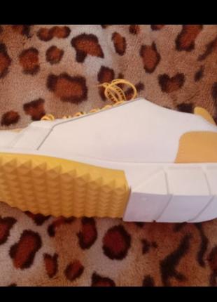 Новые яркие желтые белые кроссовки 39(24.5см)4 фото