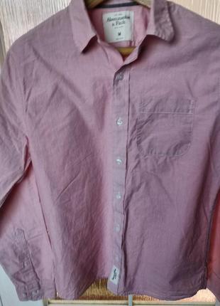 Розовая рубашка от известного бренда.1 фото