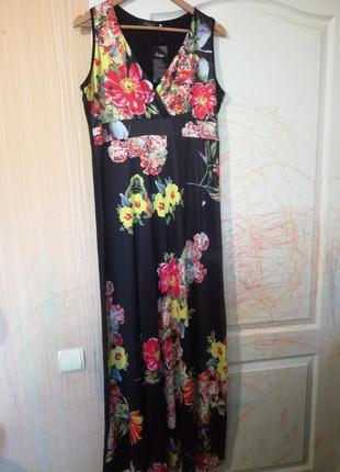 Новое яркое платье