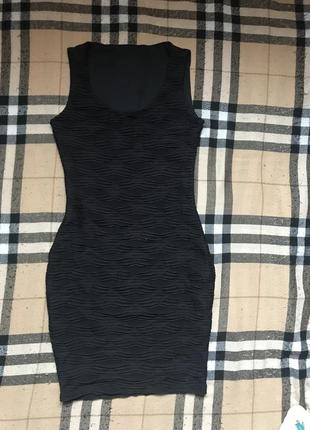 Черное короткое трикотажное платье zara2 фото