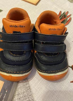 Шкіряні кросівки stride rite 5.5 w