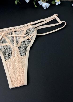 Трусики стринги very sexy micro & lace crystal detail thong panty  оригинал3 фото