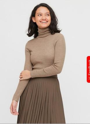 Гольф, водолазка, свитер,  100 % шерсть мериноса  uniqlo2 фото