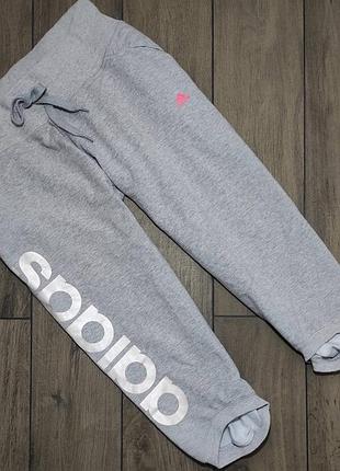 Спортивні бриджі капрі adidas