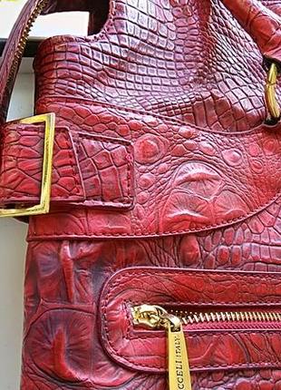Красная сумочка (италия)3 фото