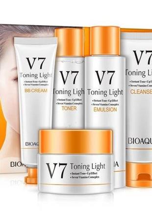 Набір з вітамінним комплексом bioaqua v7 toning light vtamins