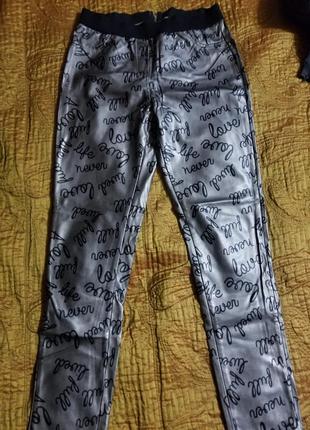 Штани з еко-шкіри