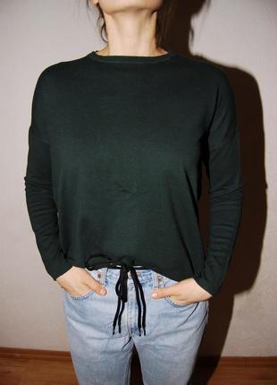 Темно зеленый свитер zara