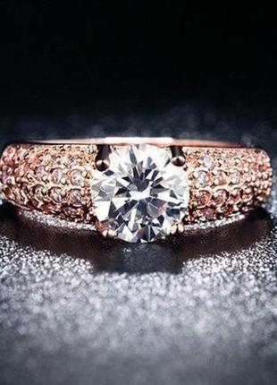 Кільце з камінням кубічний цирконій розмір 18