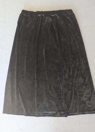 Свободная юбка миди из мраморного велюра5 фото