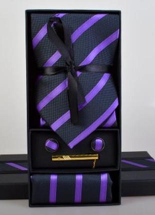 Набор галстук, запонки, зажим, нагрудный платок (паше)