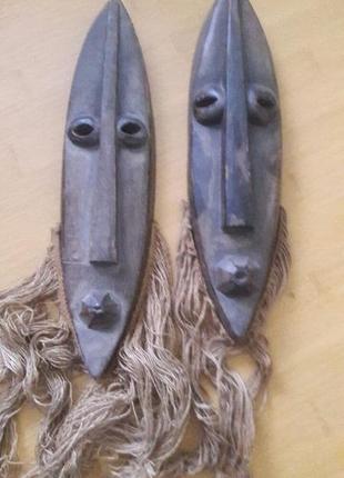 Большие африканские маски 2 шт. 0,5 м.  из дерева