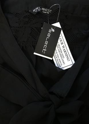 Дуже гарна і стильна брендовий блузка чорного кольору.